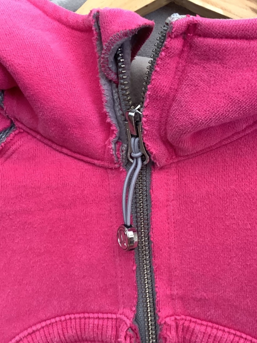 VIntage Rasberry Scuba Hoodie - Picture 11 of 13